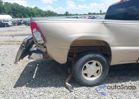 2004 GMC Sierra 1500 Sle z USA, uszkodzony, nr VIN 2GTEC19V641156796